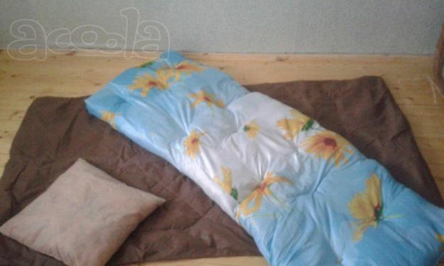 Комплекты матрац, подушка и одеяло.